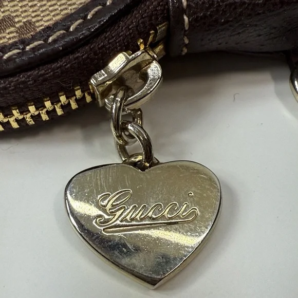 Gucci Brown Monogram Heart Charm - Picture 2 of 4